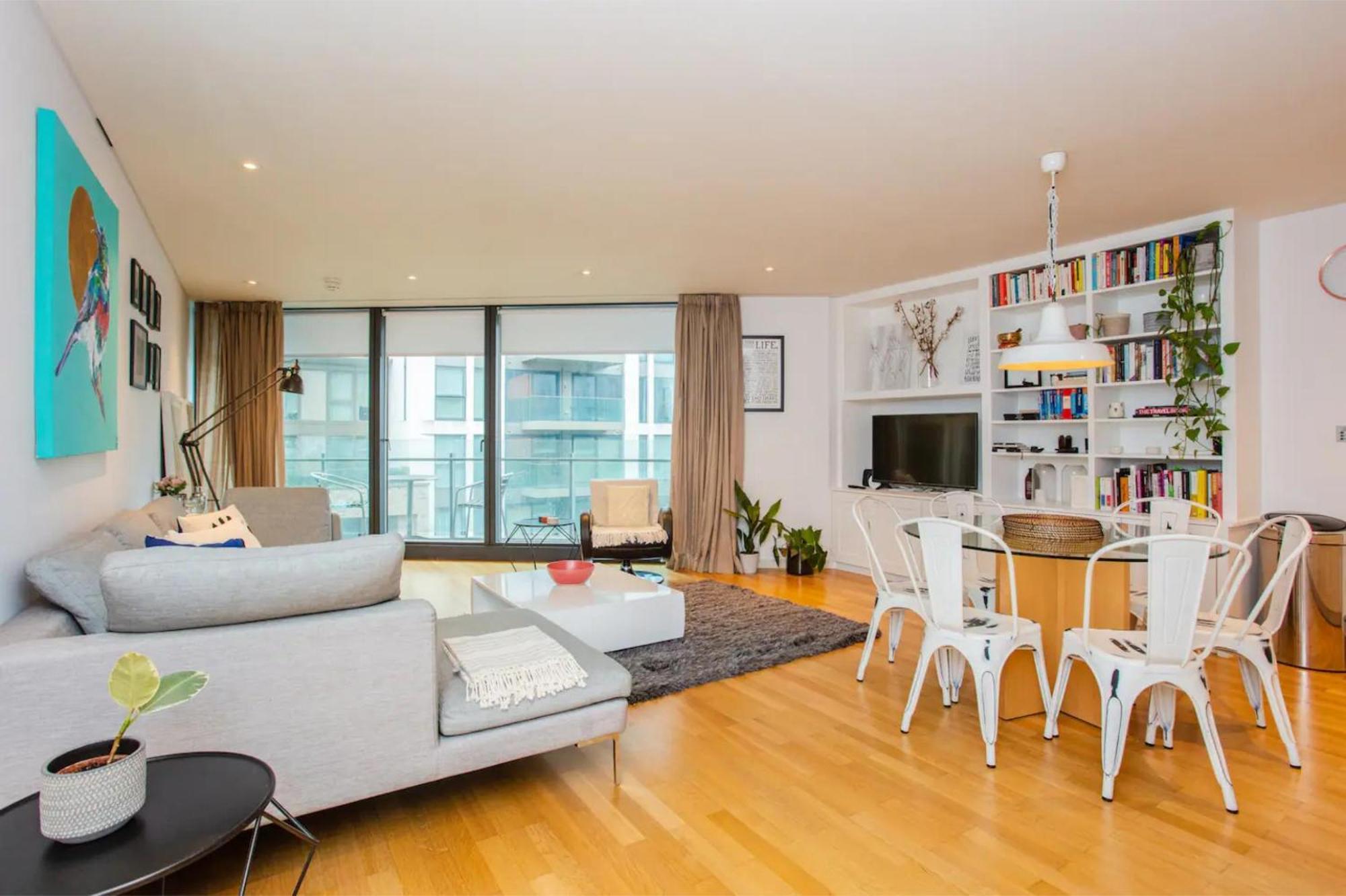 Modern 3 Bedroom Apartment In Paddington Лондон Екстериор снимка
