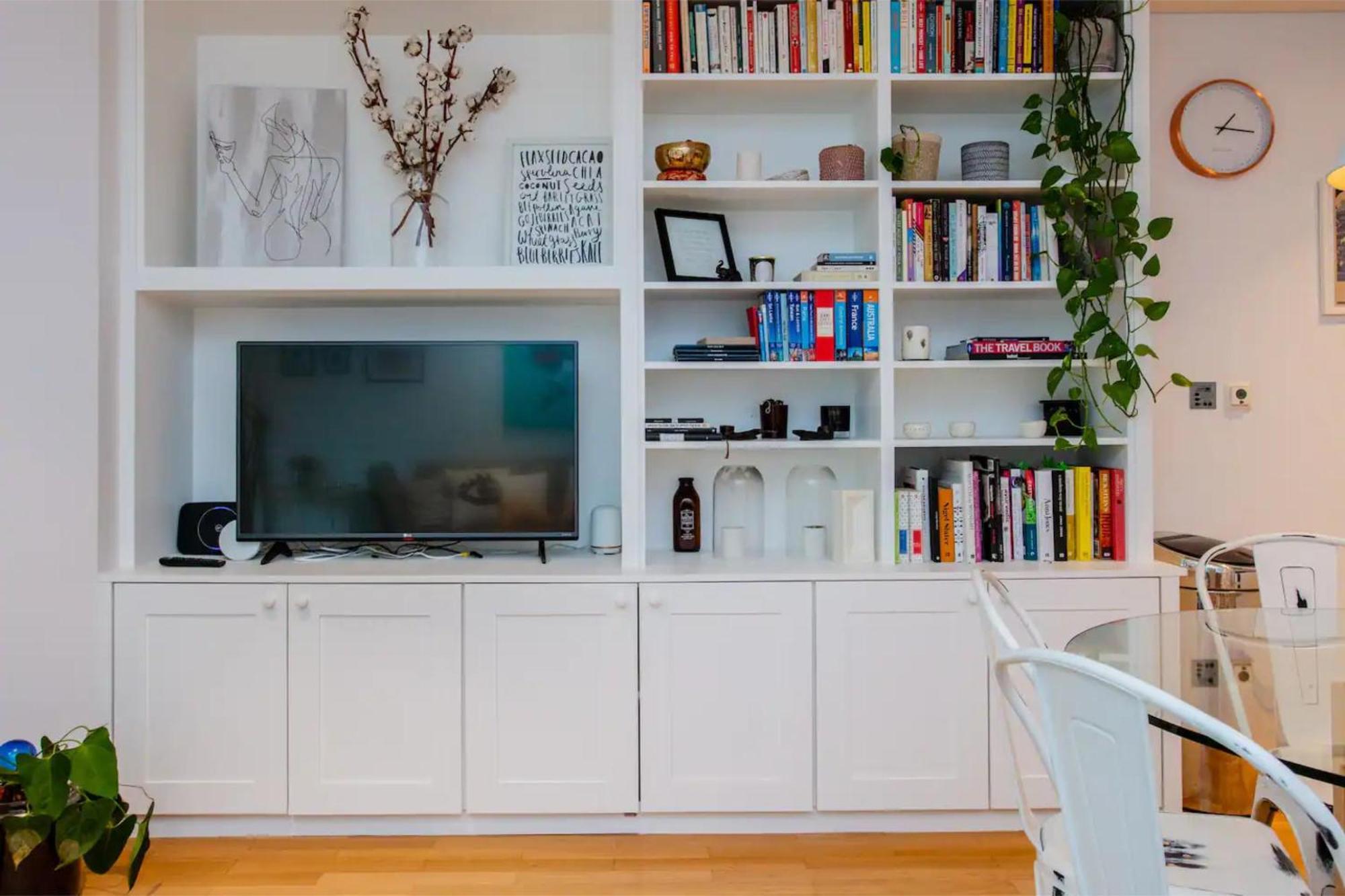 Modern 3 Bedroom Apartment In Paddington Лондон Екстериор снимка