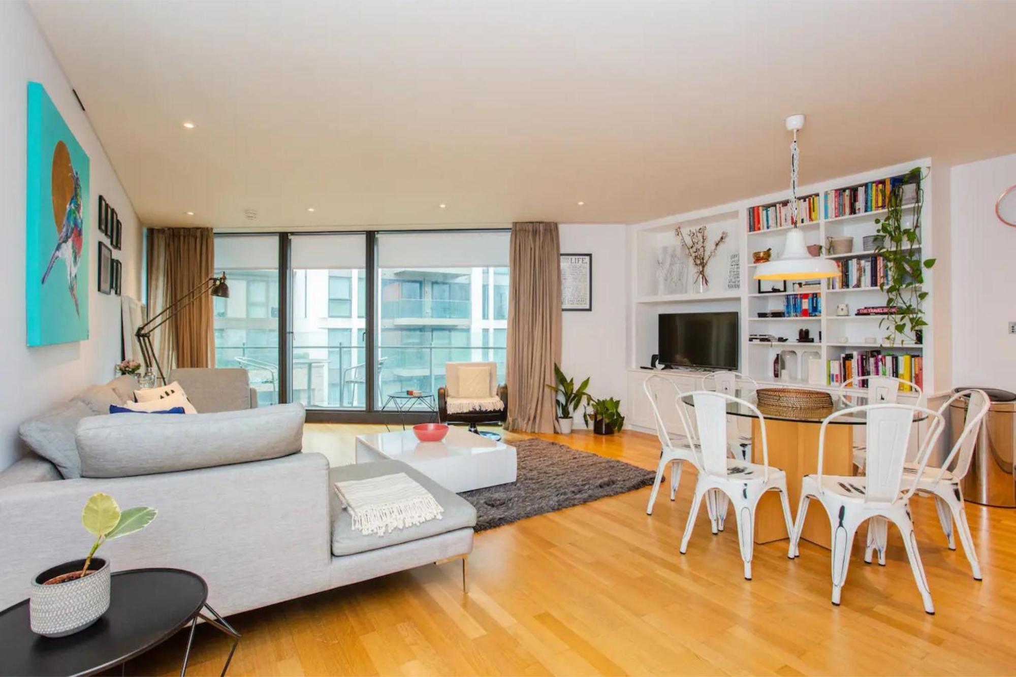 Modern 3 Bedroom Apartment In Paddington Лондон Екстериор снимка